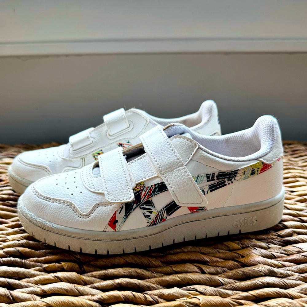Kids ASICS Velcro Sneaker